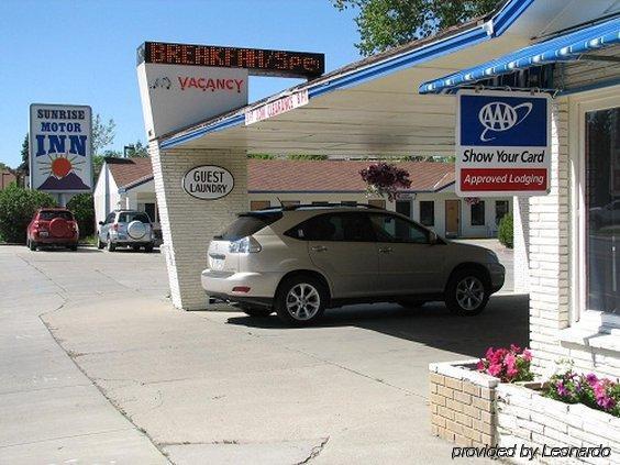 Sunrise Motor Inn Cody Dış mekan fotoğraf