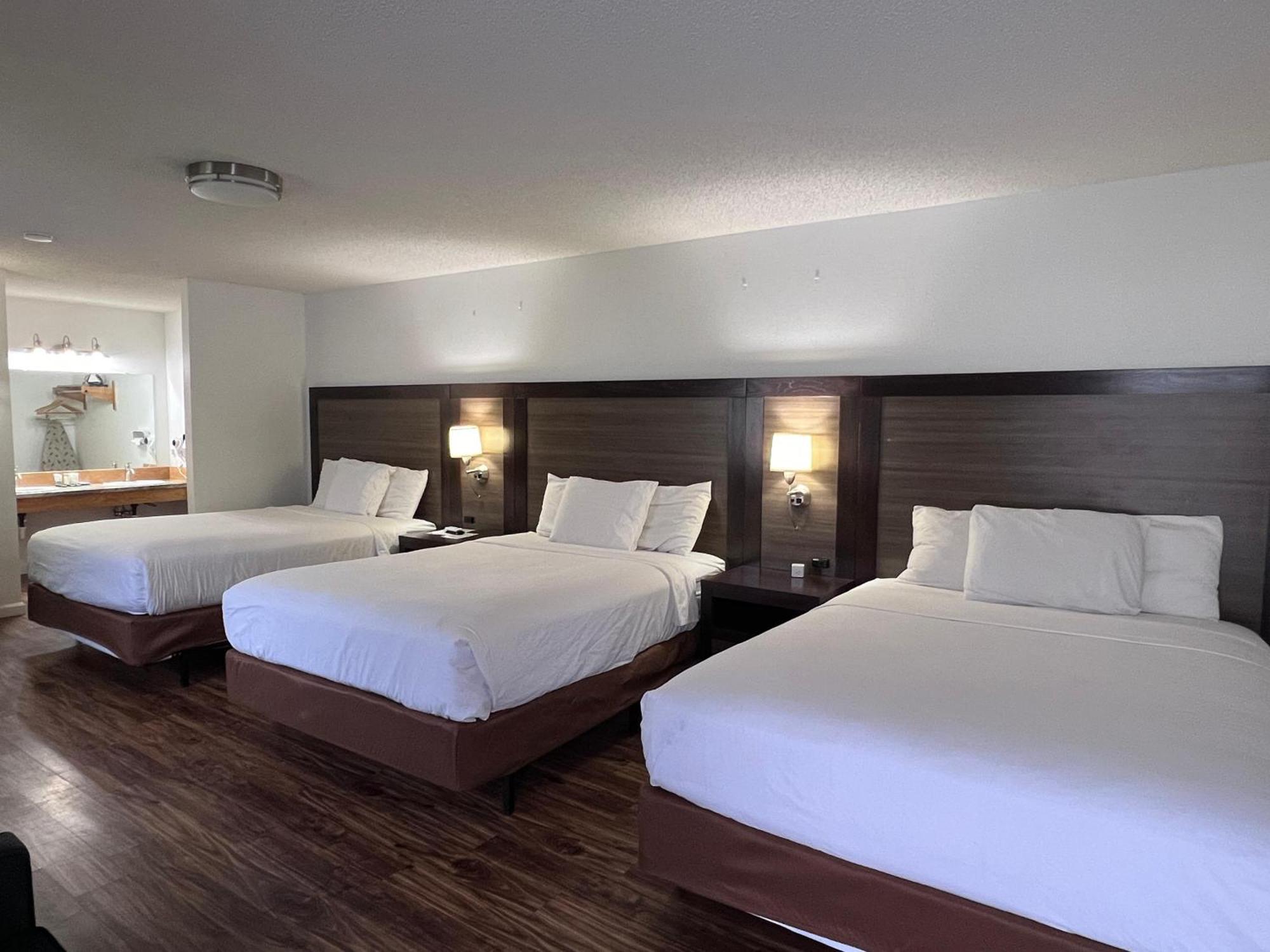 Sunrise Motor Inn Cody Dış mekan fotoğraf