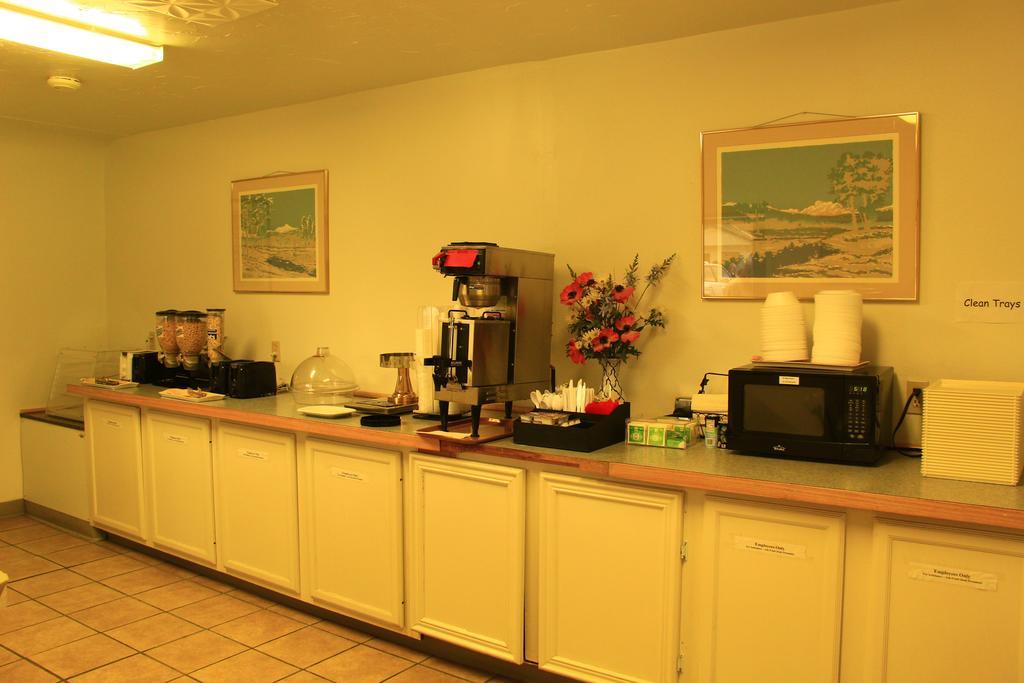 Sunrise Motor Inn Cody Dış mekan fotoğraf