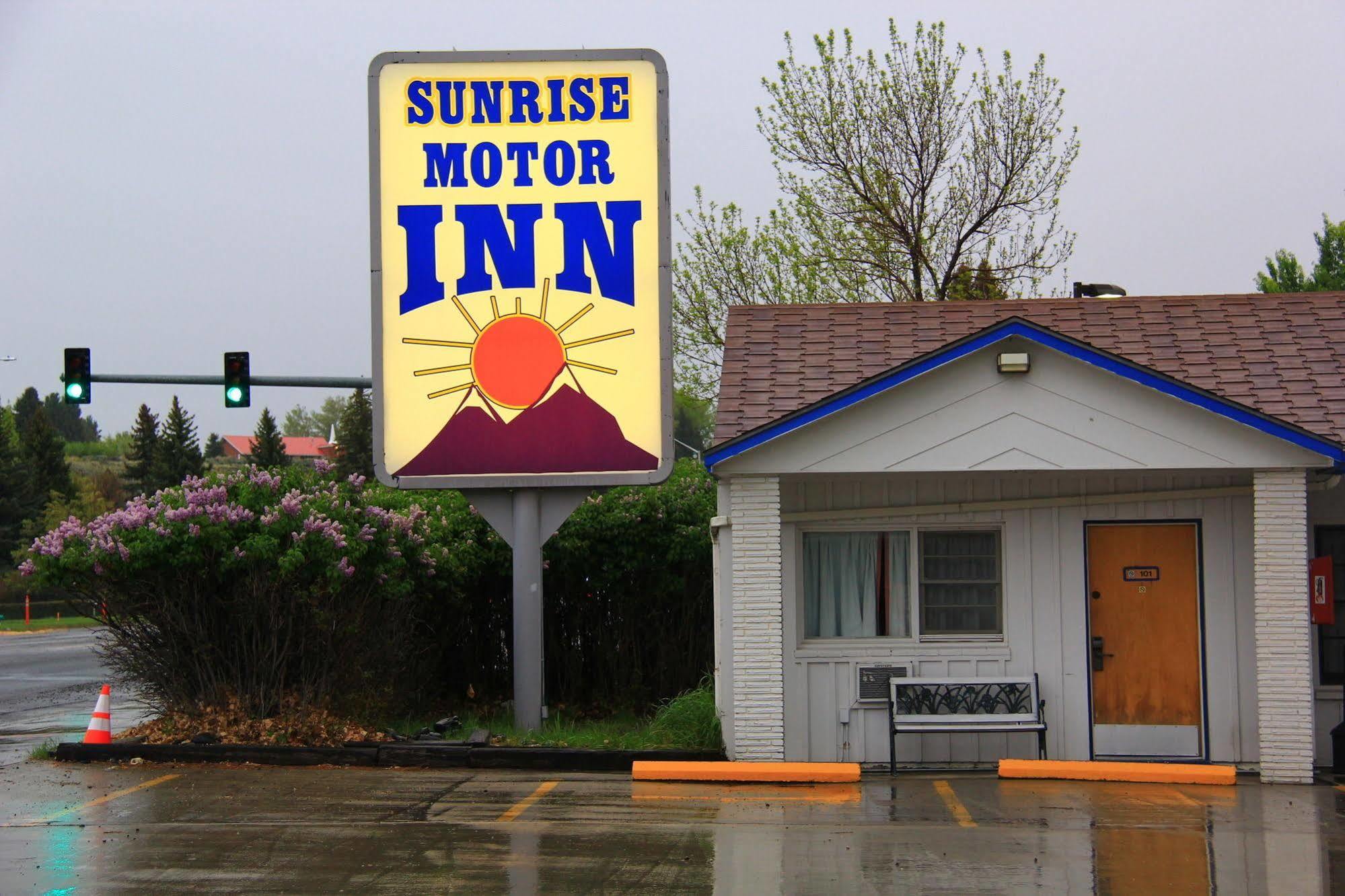 Sunrise Motor Inn Cody Dış mekan fotoğraf