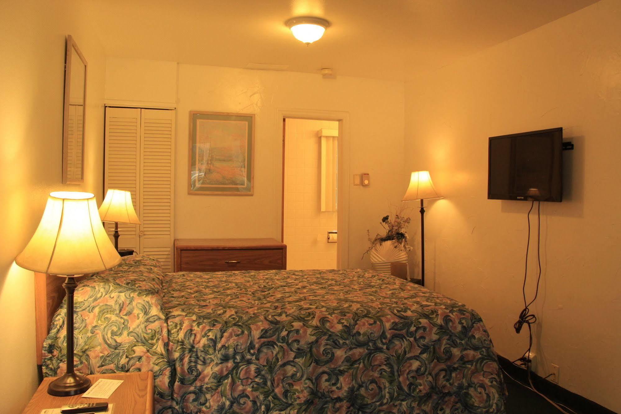Sunrise Motor Inn Cody Dış mekan fotoğraf