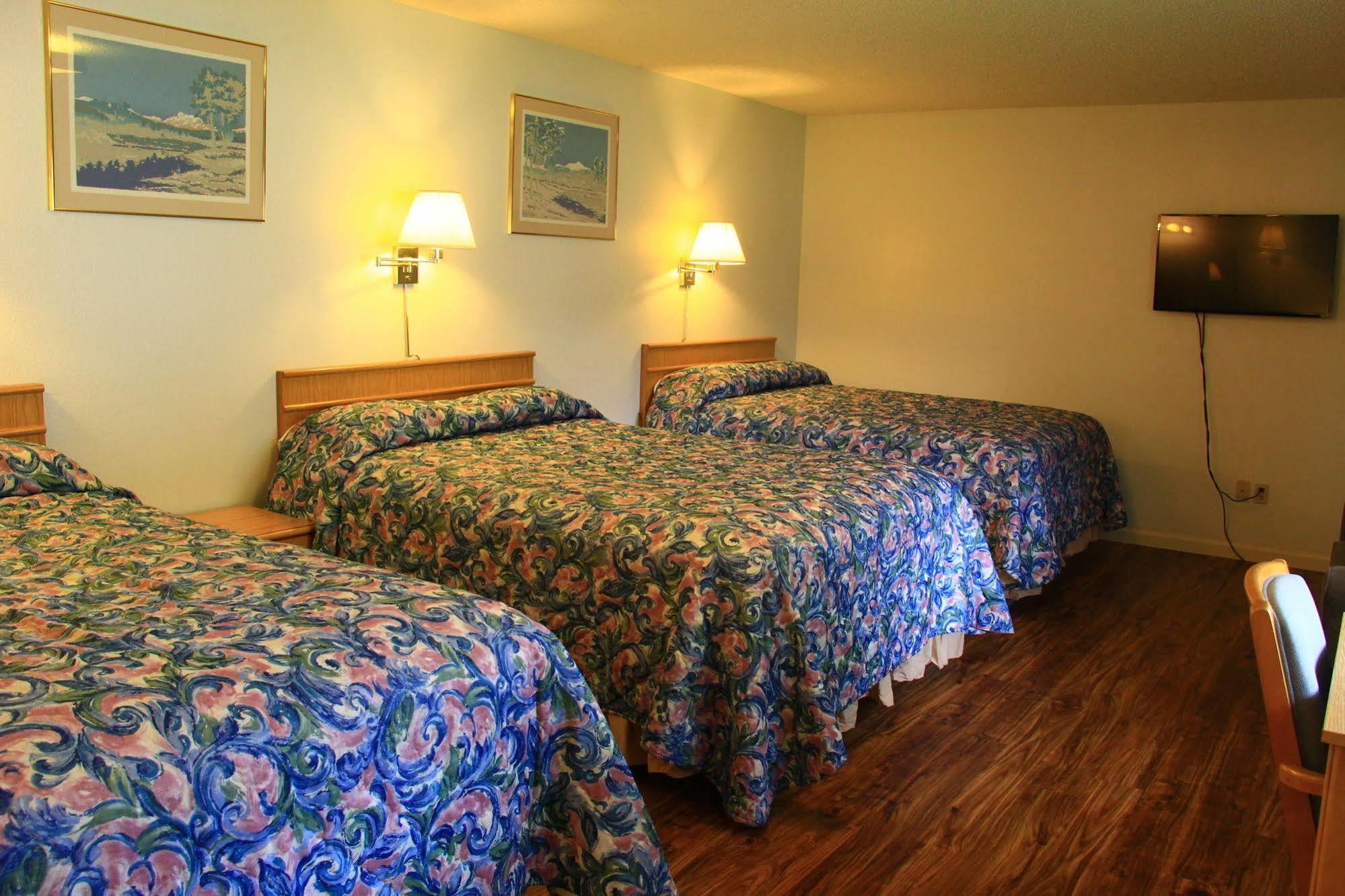 Sunrise Motor Inn Cody Dış mekan fotoğraf